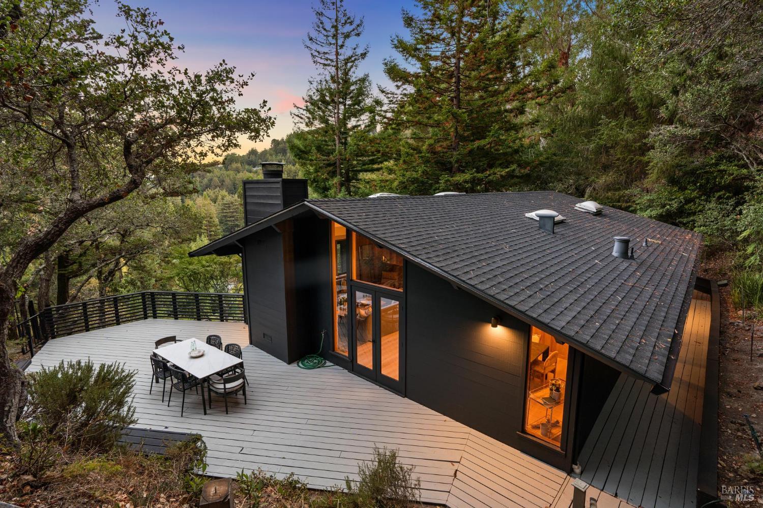 38 Glen Dr