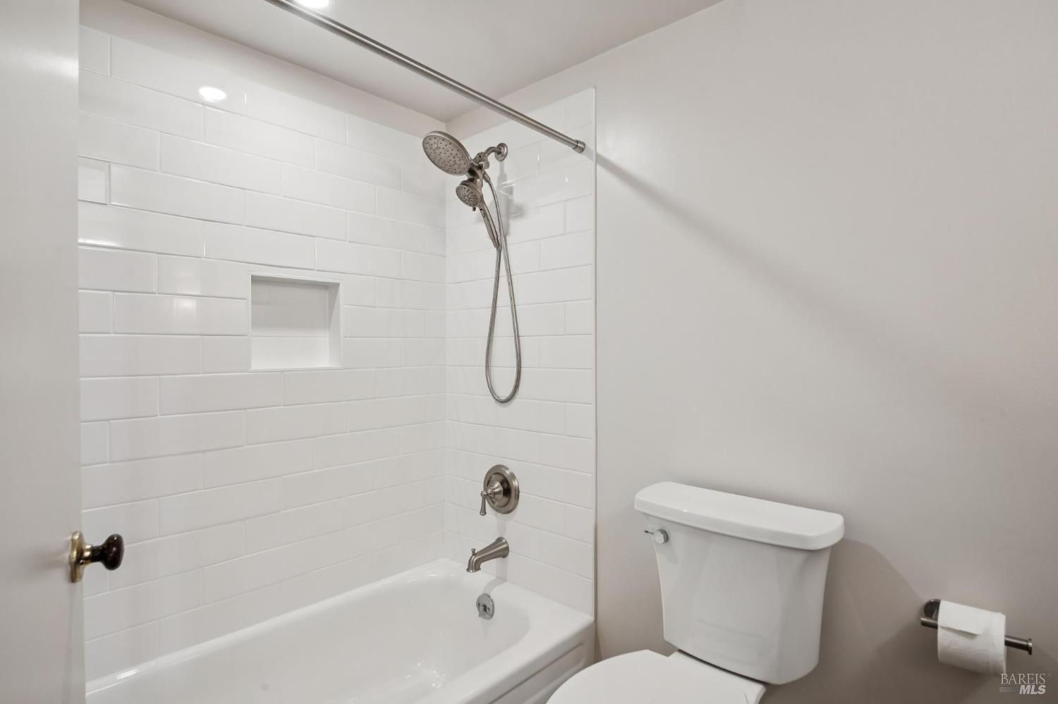 88 Milland Dr