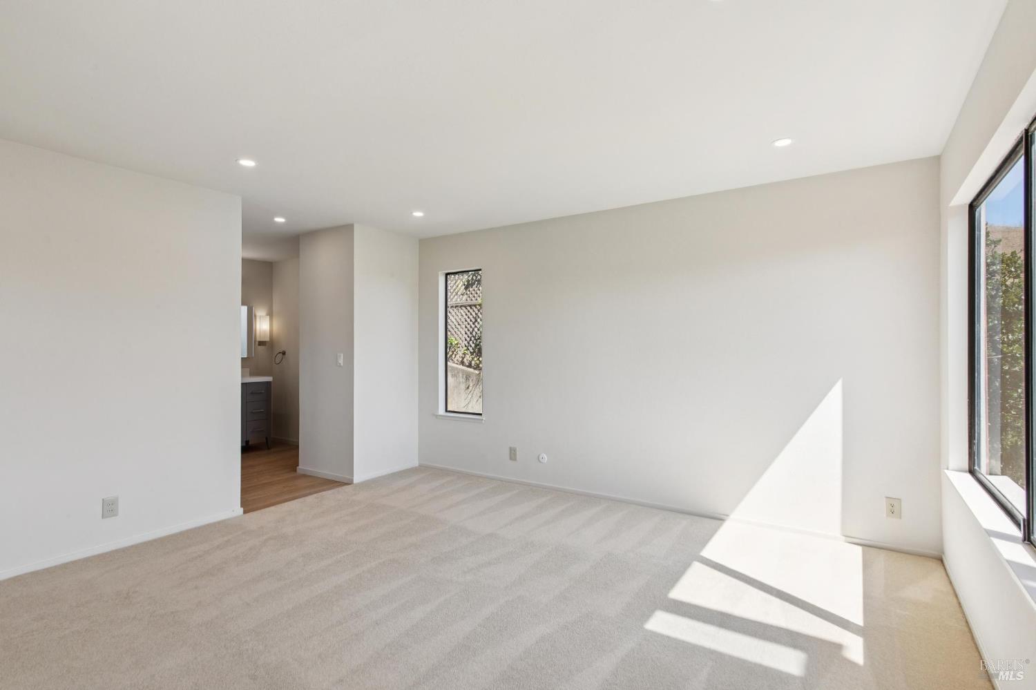 88 Milland Dr