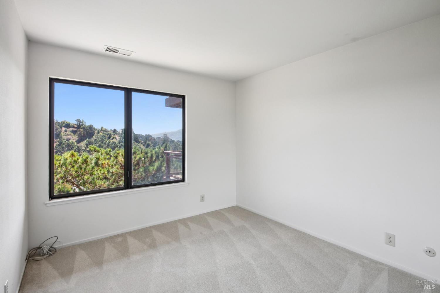88 Milland Dr