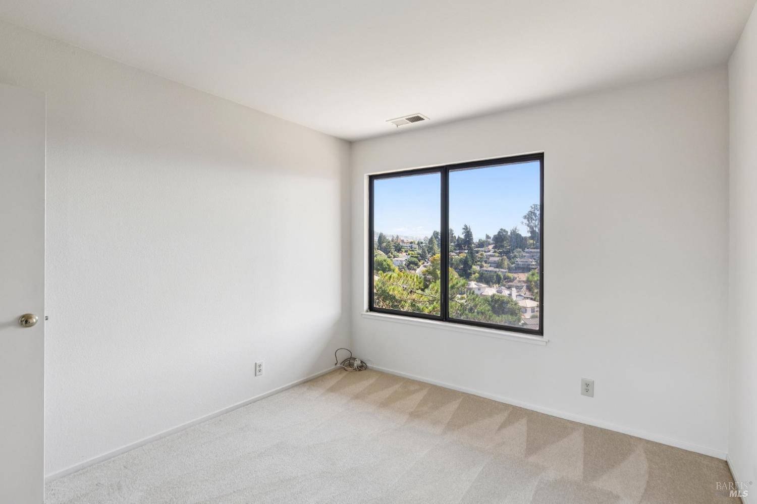 88 Milland Dr