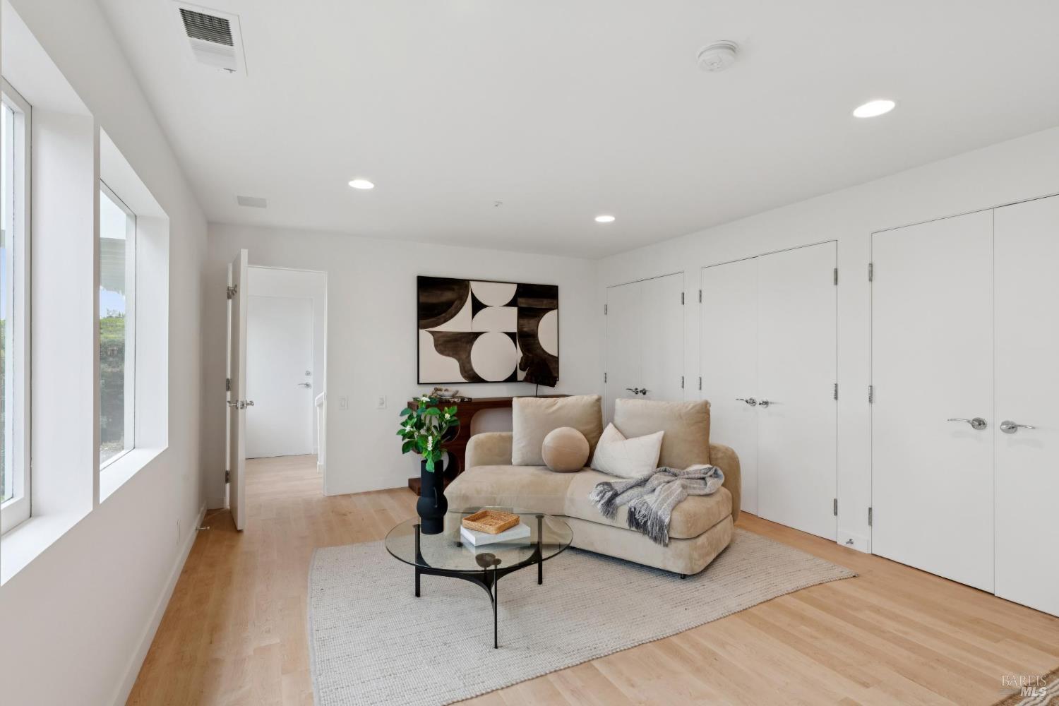 70 Currey Ave