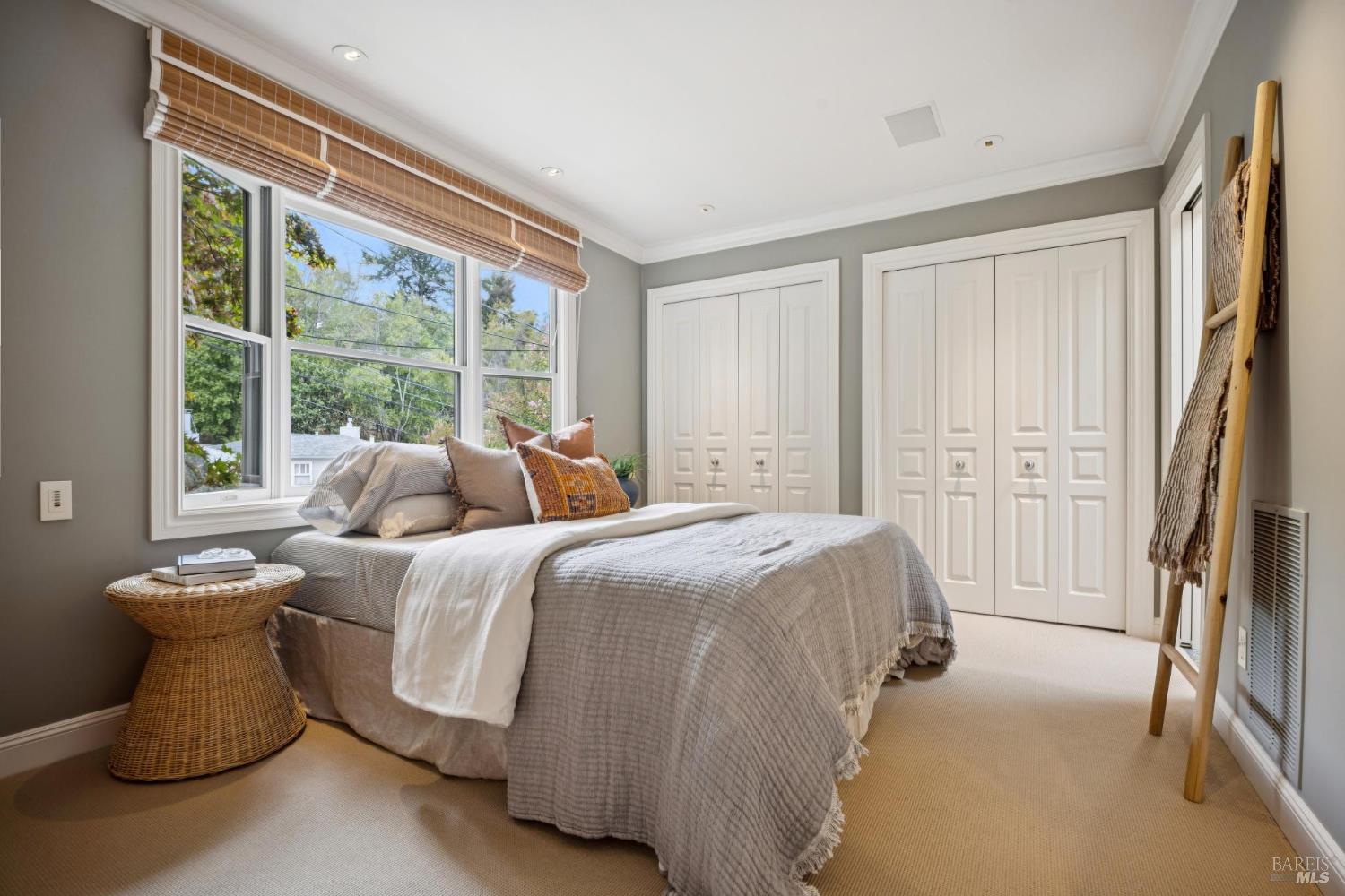 31 Ray Ct