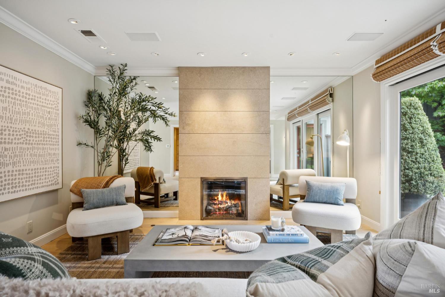 31 Ray Ct