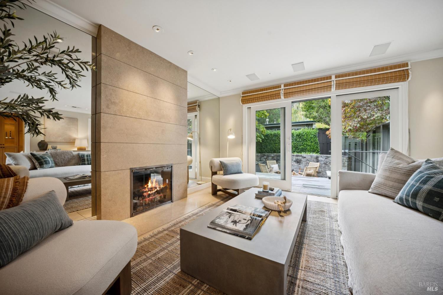 31 Ray Ct