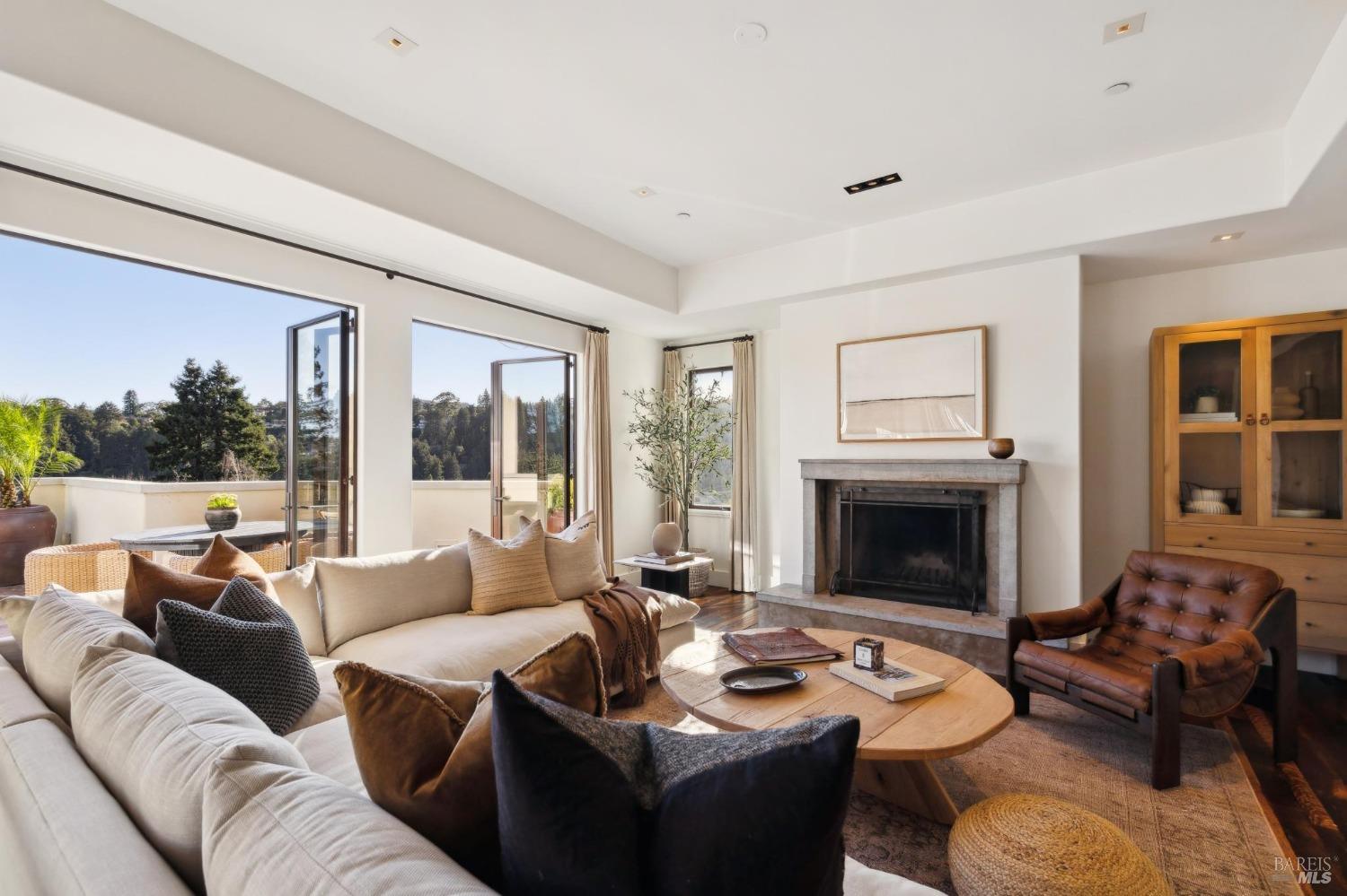 75 Buena Vista Ave
