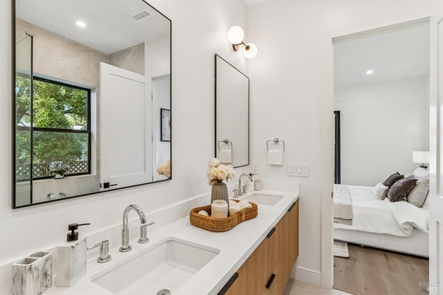 39 Strawberry Circle