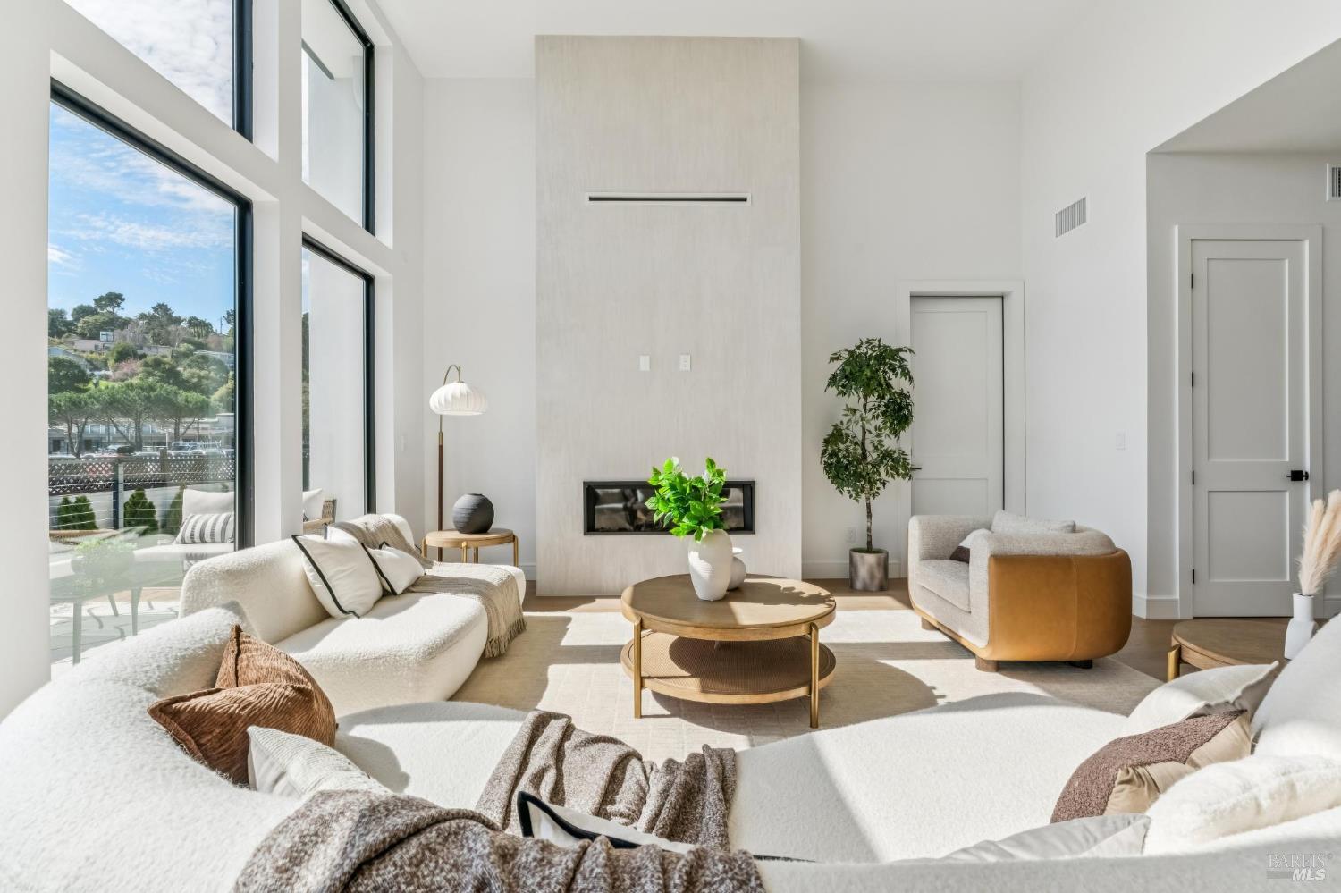 39 Strawberry Circle