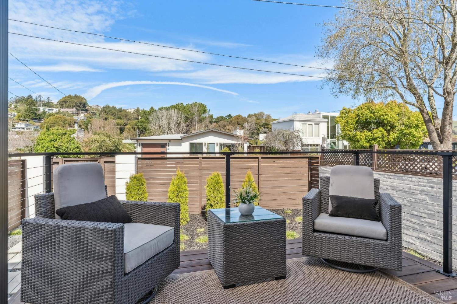 39 Strawberry Circle