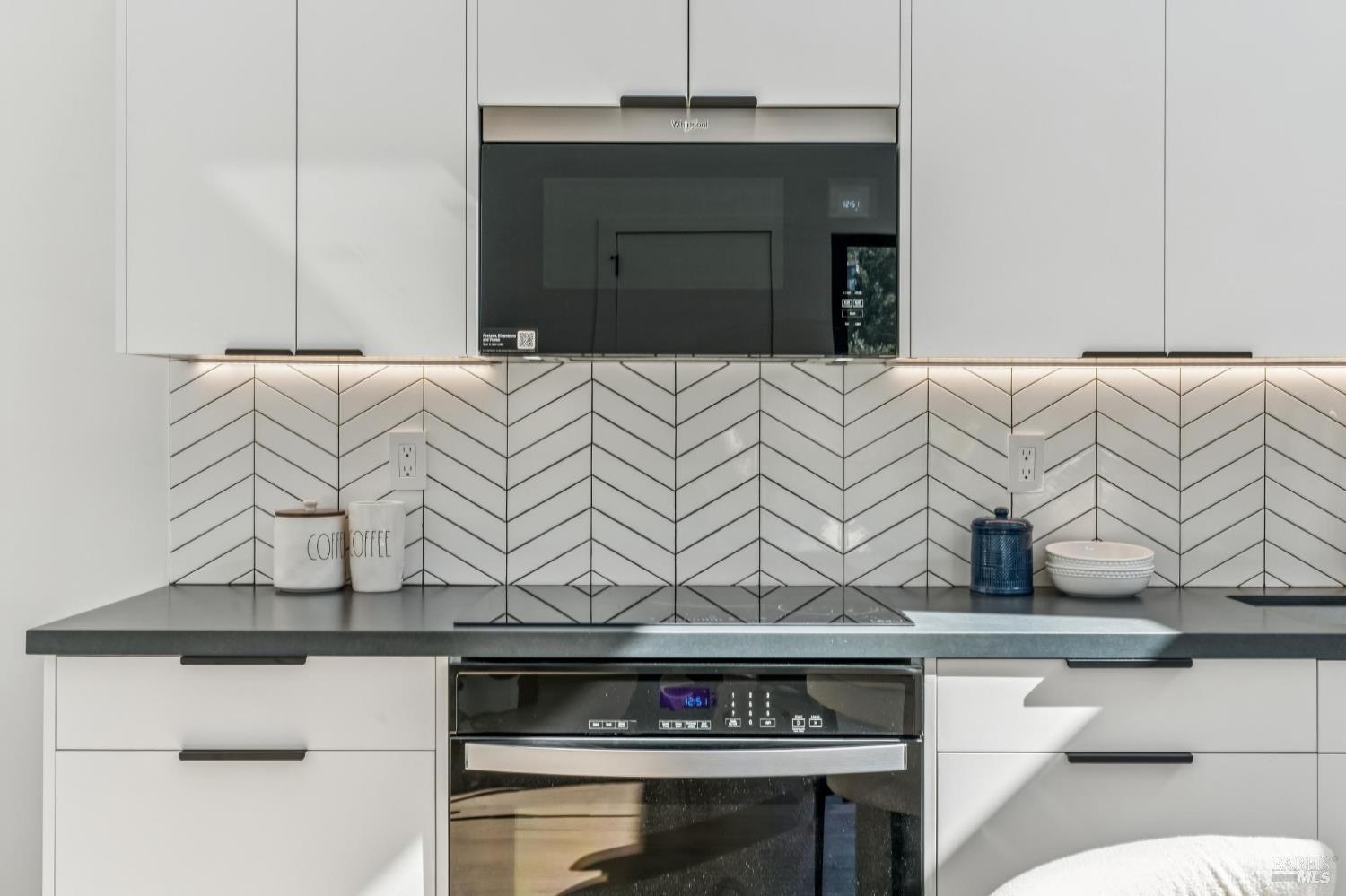 39 Strawberry Circle