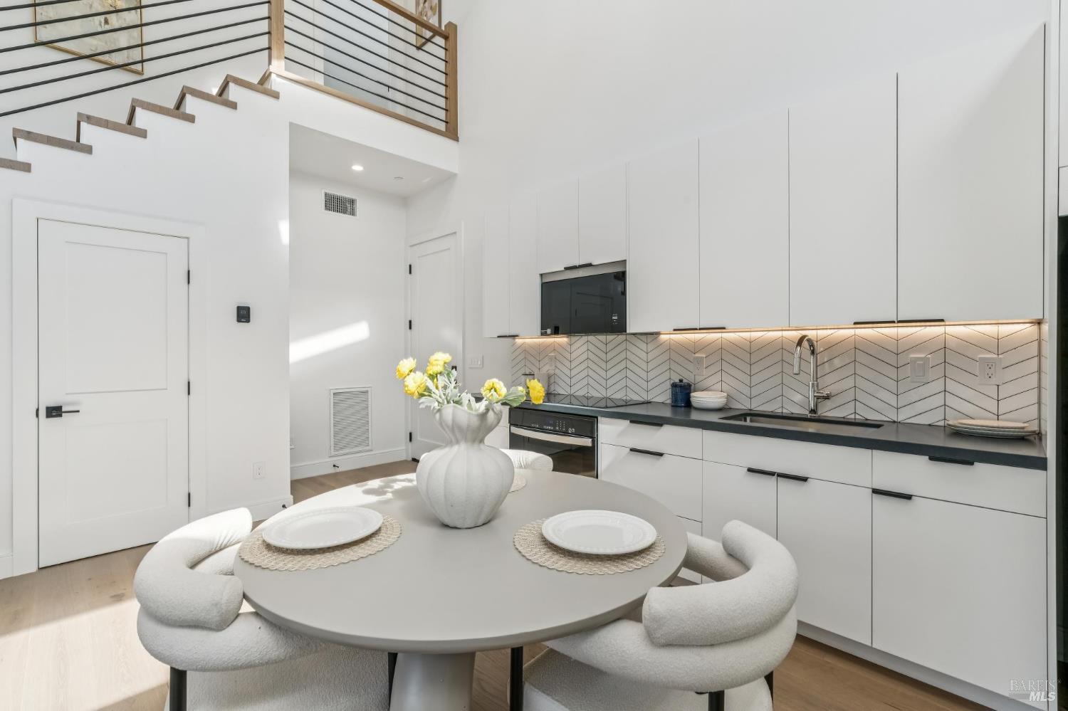 39 Strawberry Circle