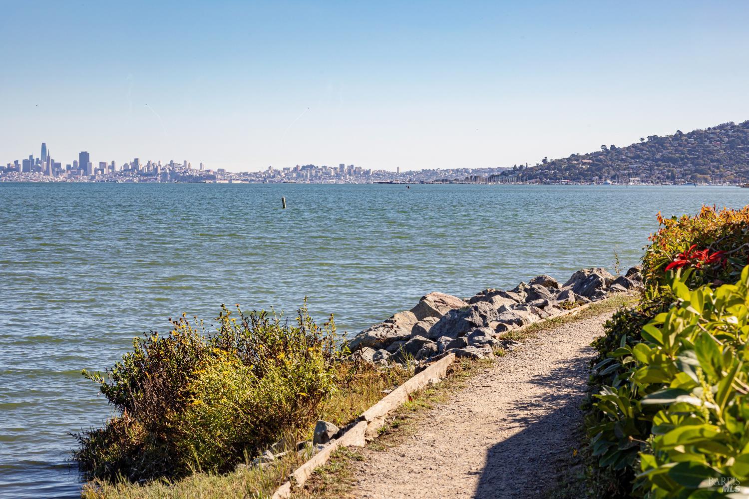 39 Strawberry Circle