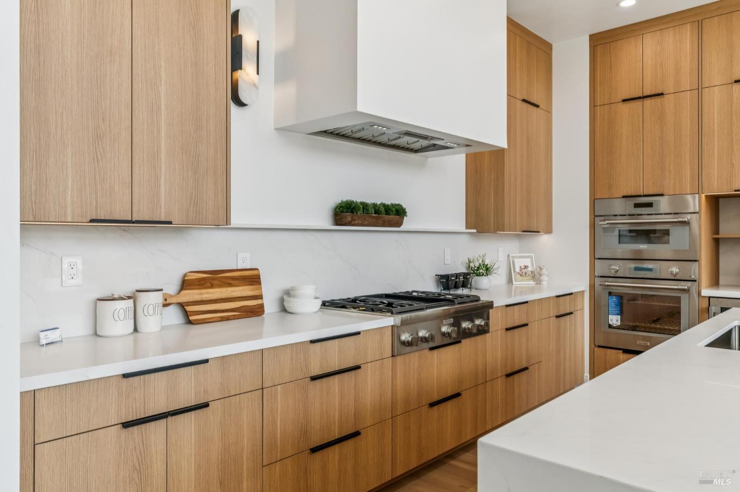 39 Strawberry Circle