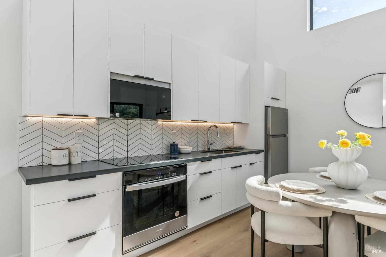 39 Strawberry Circle