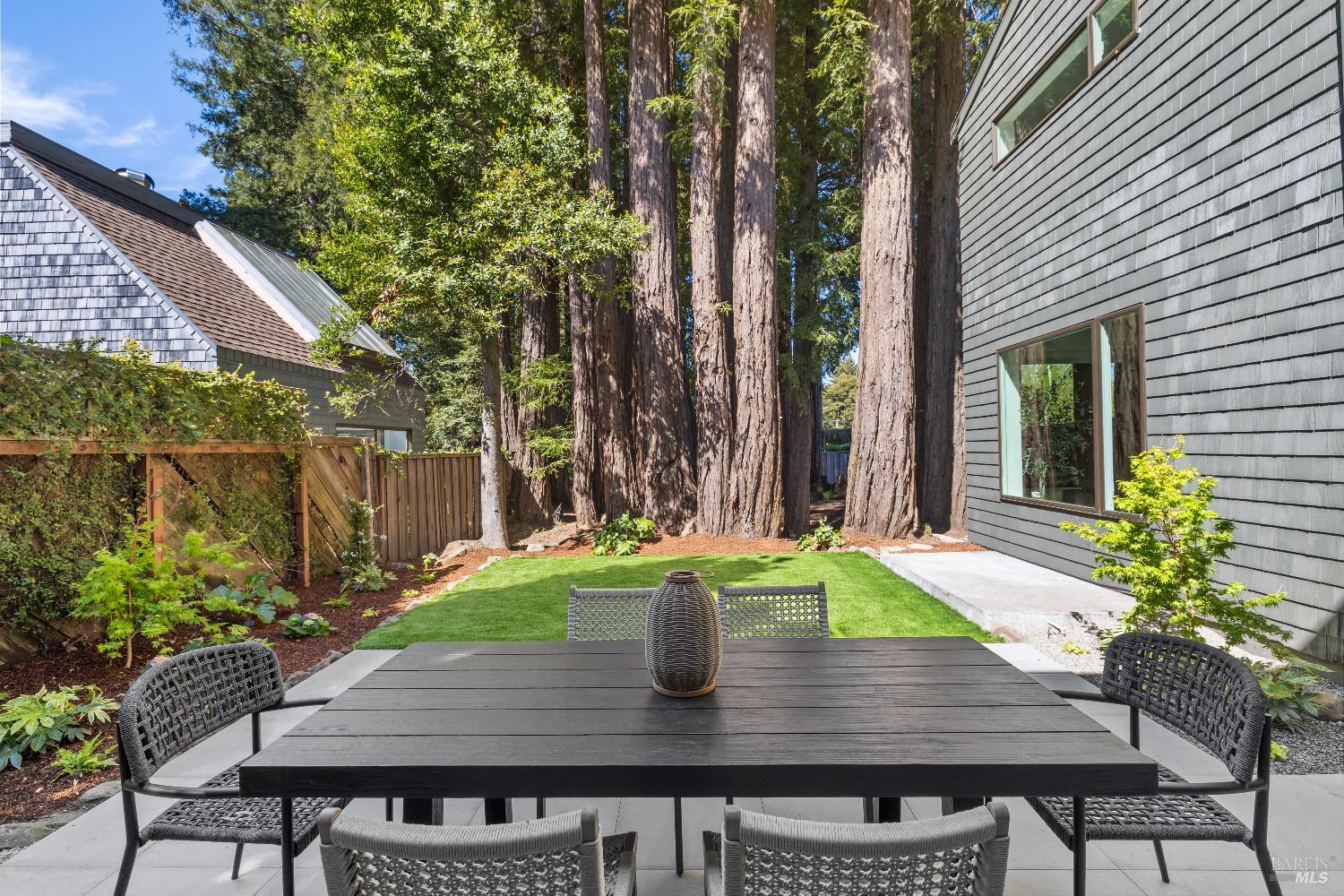 104 Baltimore Avenue