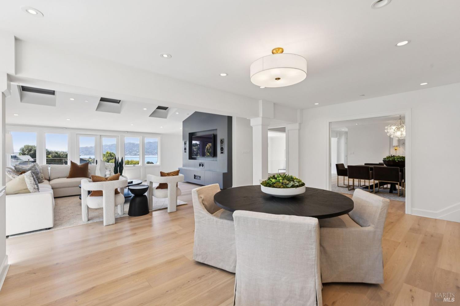 25 Mark Terrace