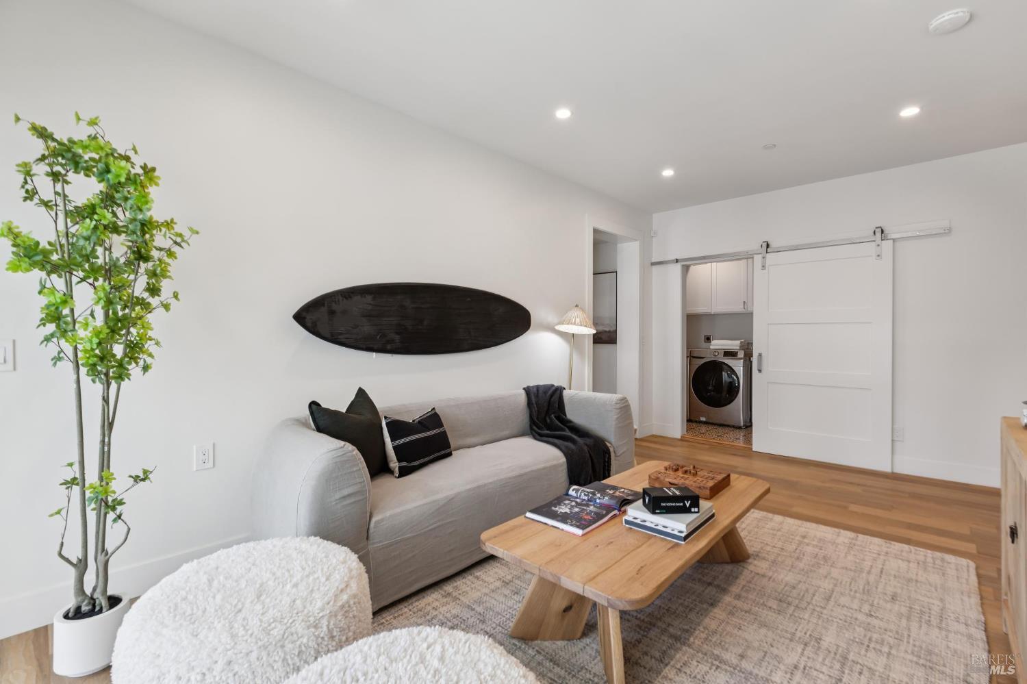 31 Alvarado Avenue