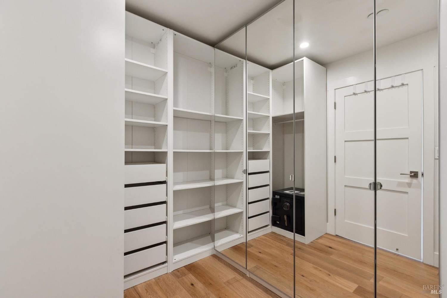 31 Alvarado Avenue