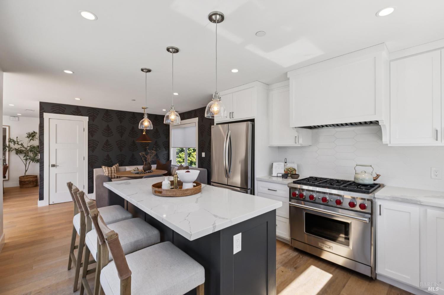 31 Alvarado Avenue