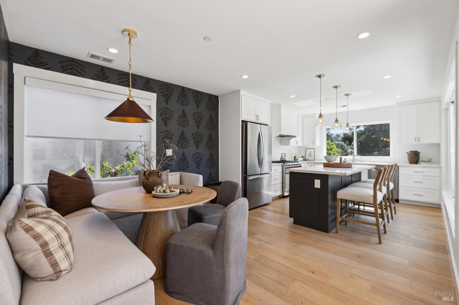31 Alvarado Avenue