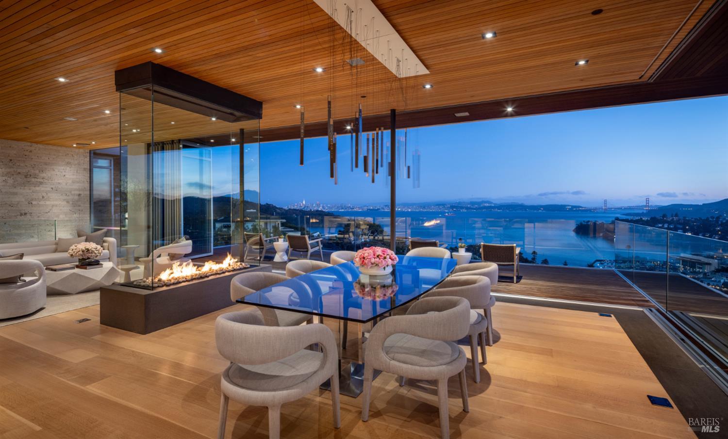 1860 Mountain View Drive