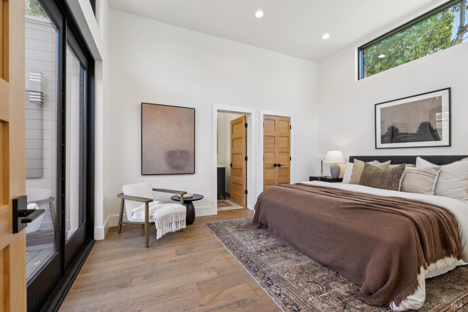 321 Loring Avenue