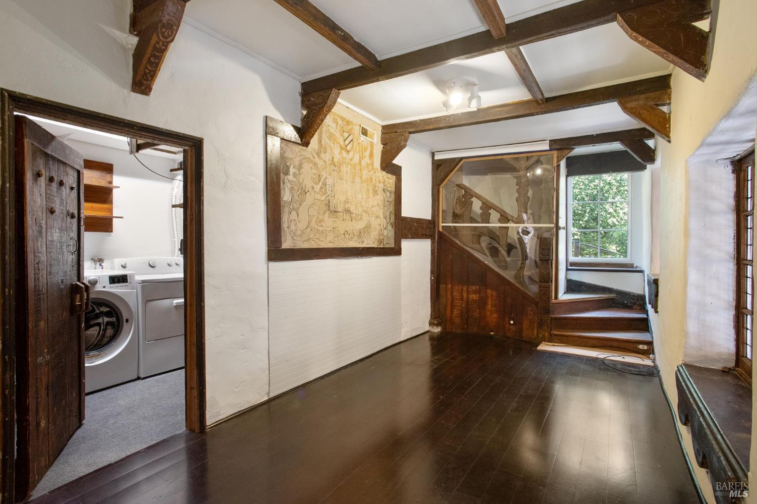 26 Circle Avenue