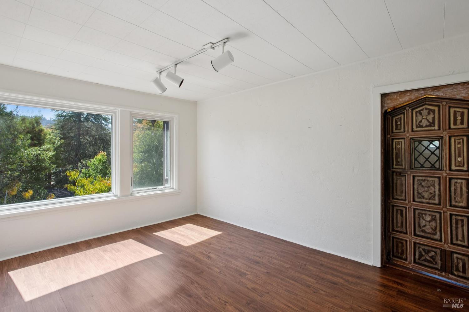 26 Circle Avenue