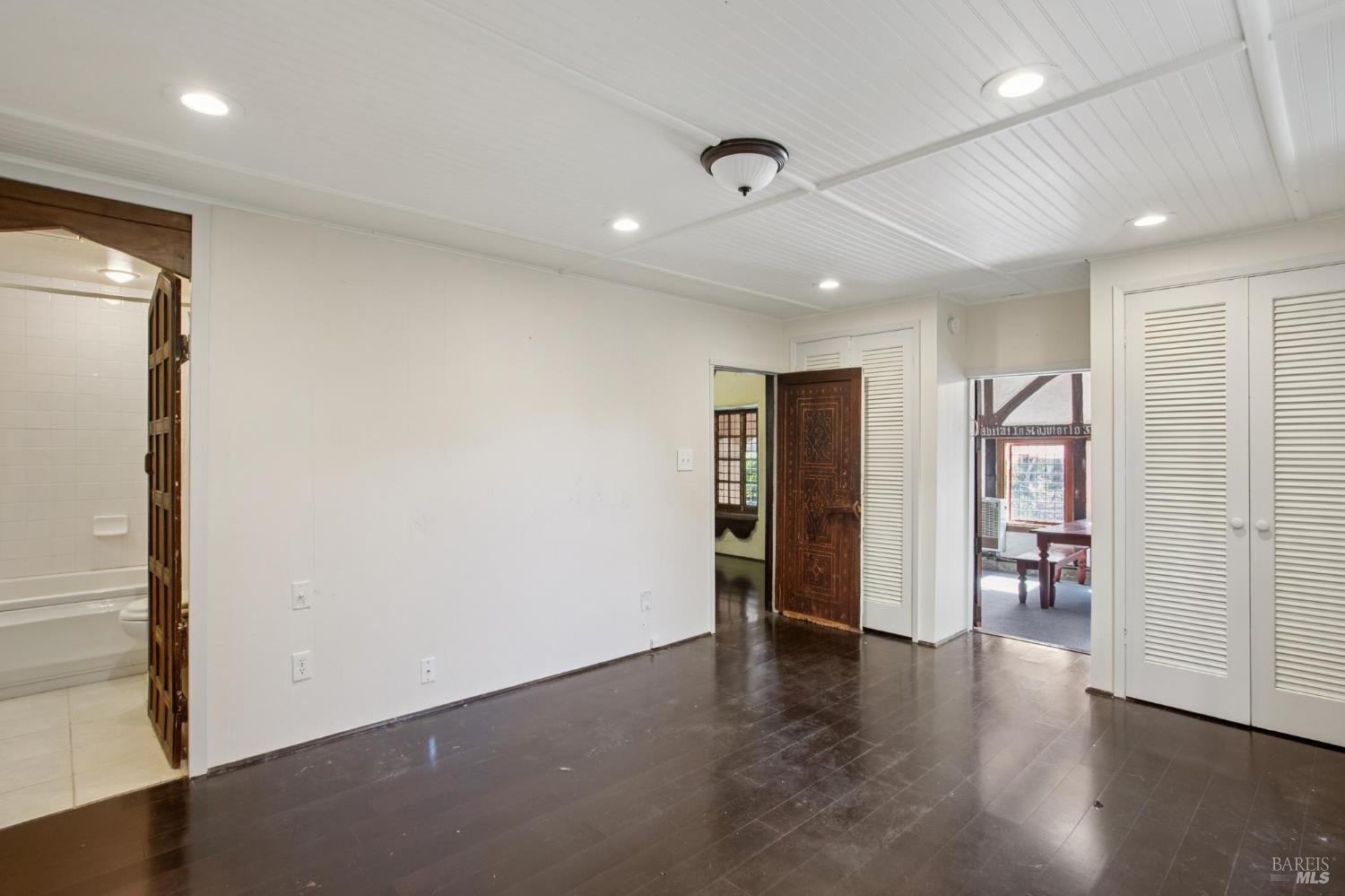 26 Circle Avenue