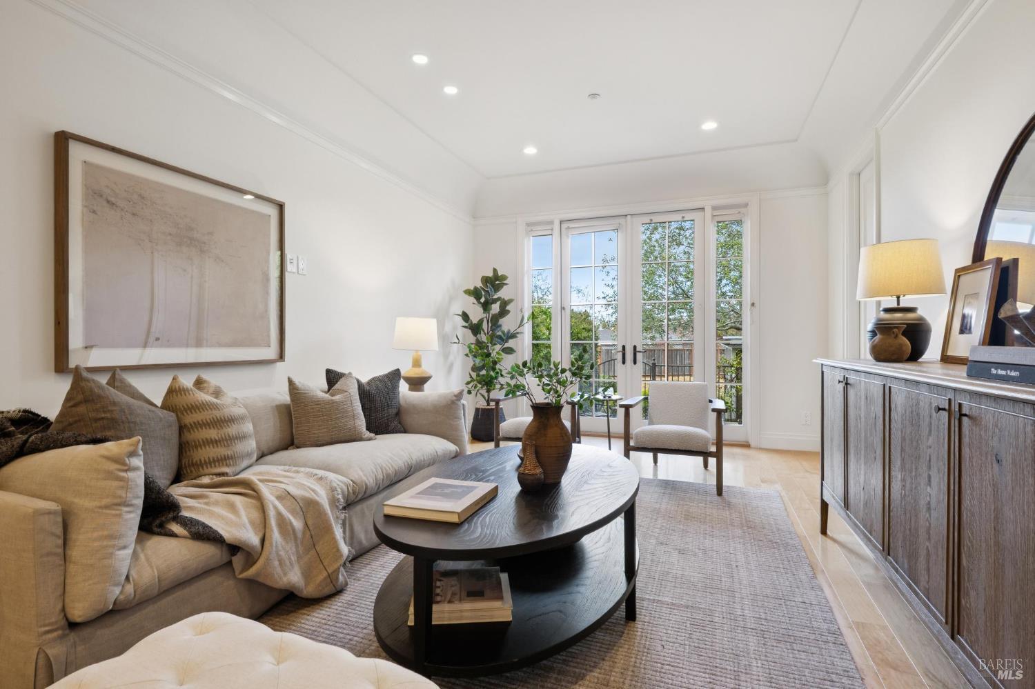 21 Tamalpais Commons Lane