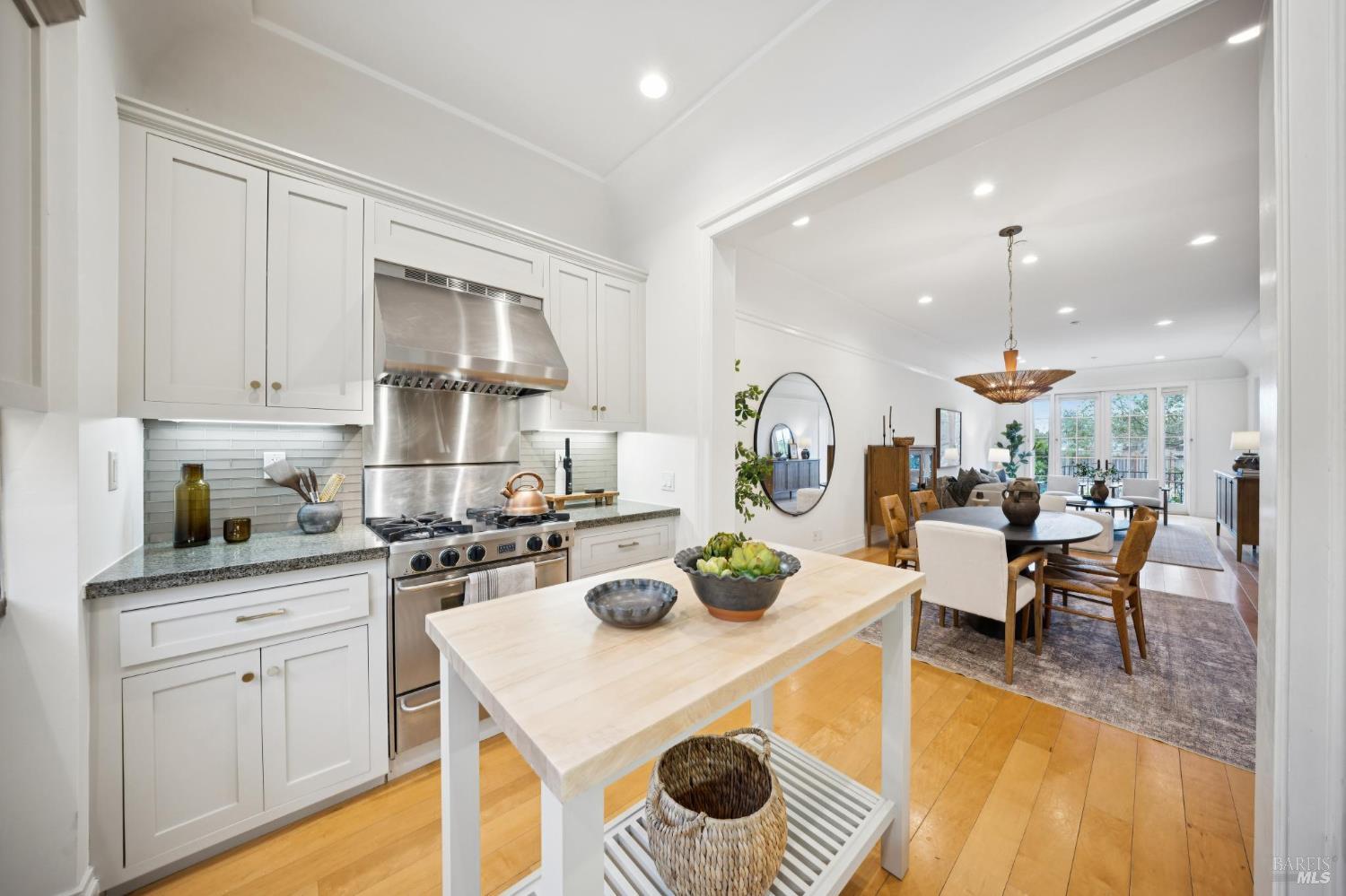 21 Tamalpais Commons Lane