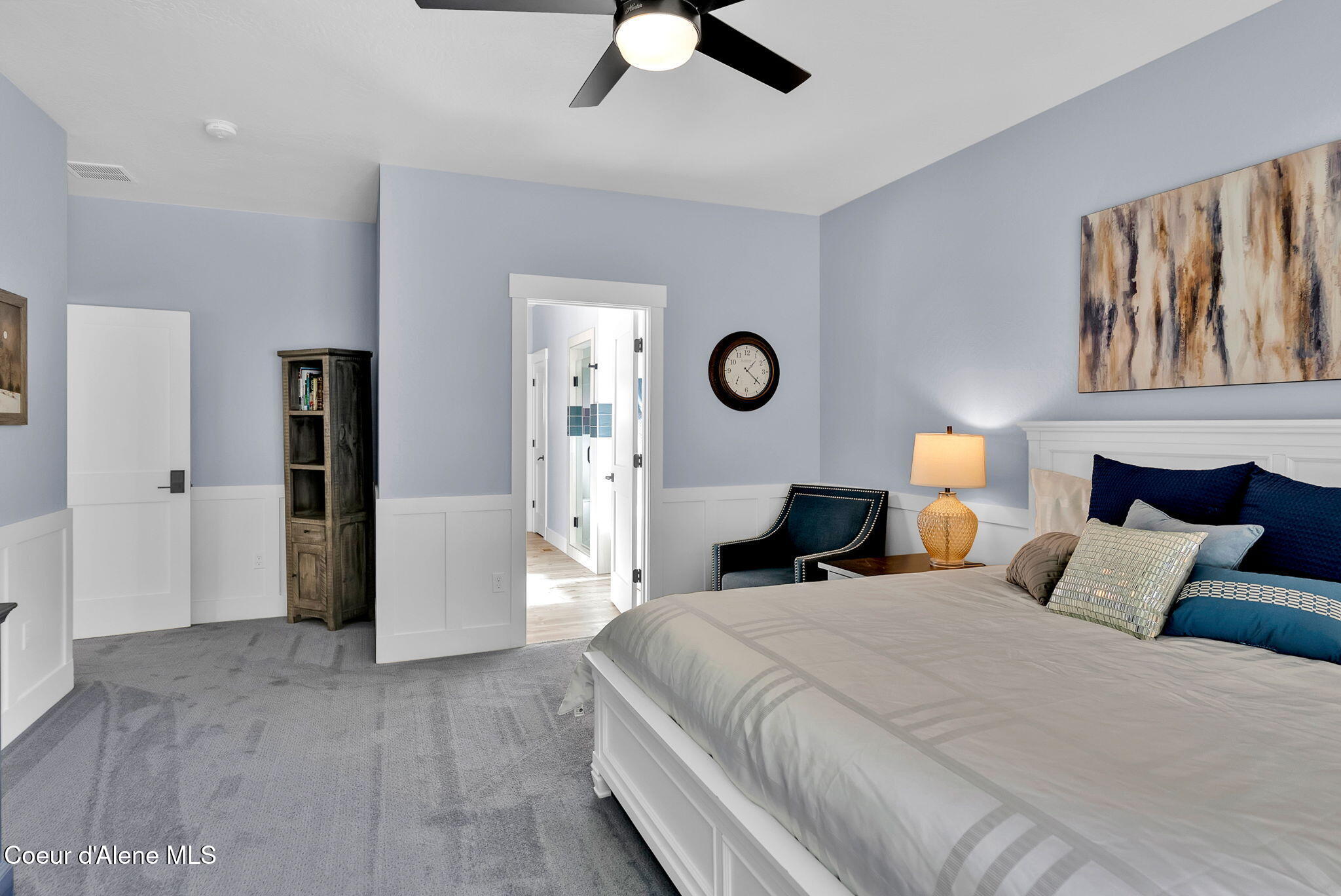 1243 W ORCHARD AVE