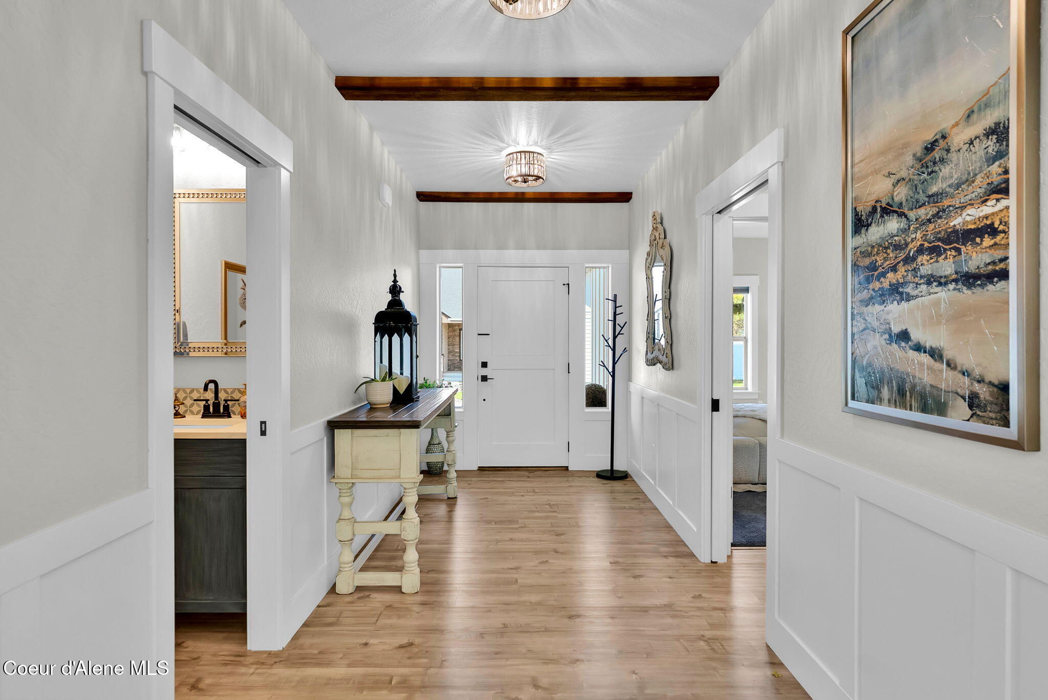 1243 W ORCHARD AVE