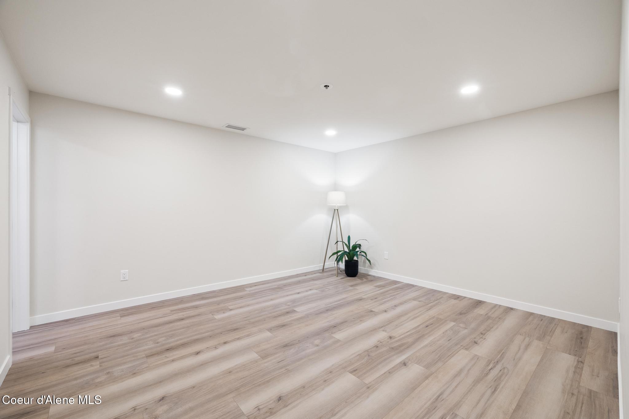 301 N 1ST ST, #930, Coeur d'Alene Unit: #930