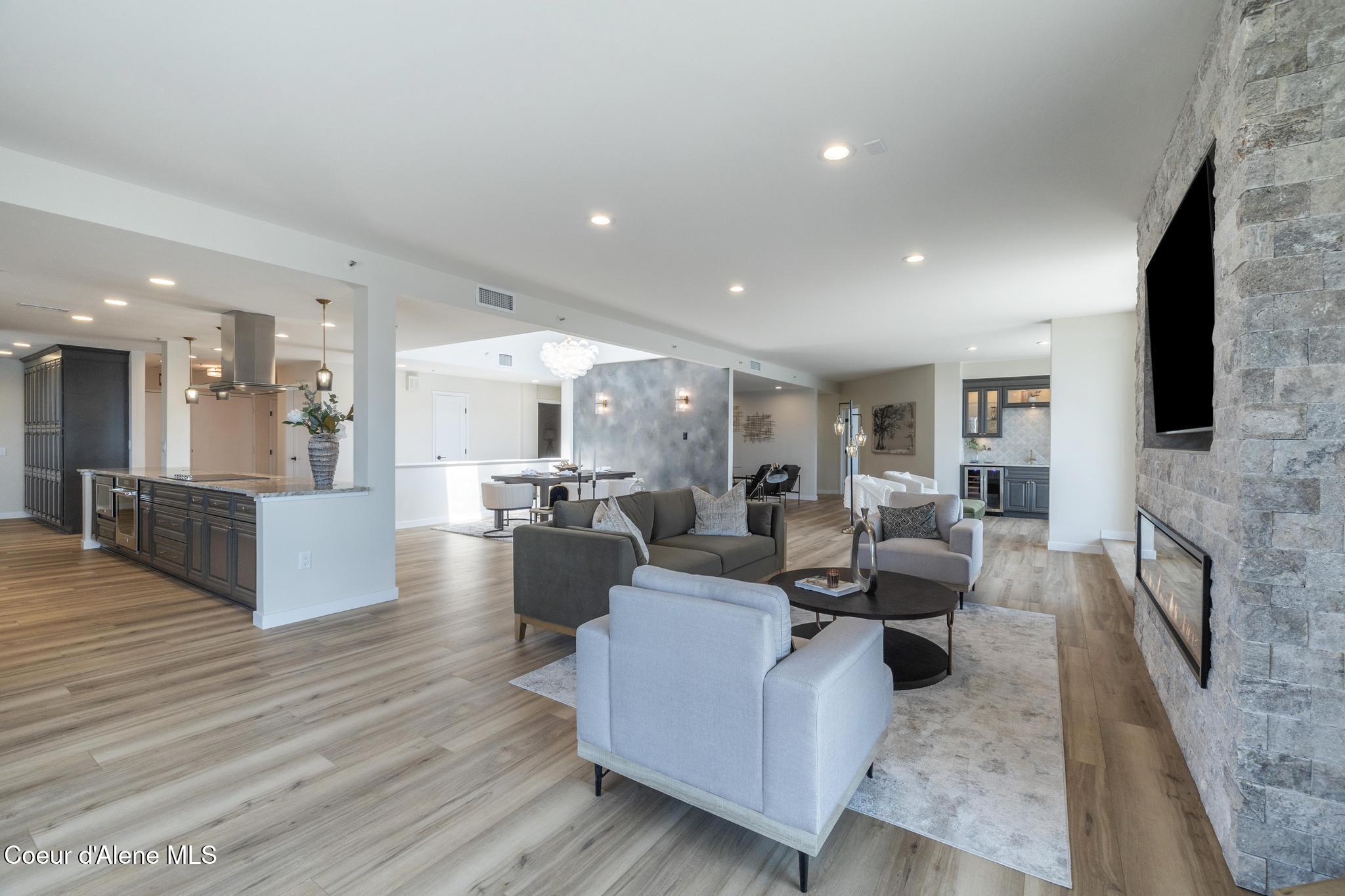 301 N 1ST ST, #930, Coeur d'Alene Unit: #930