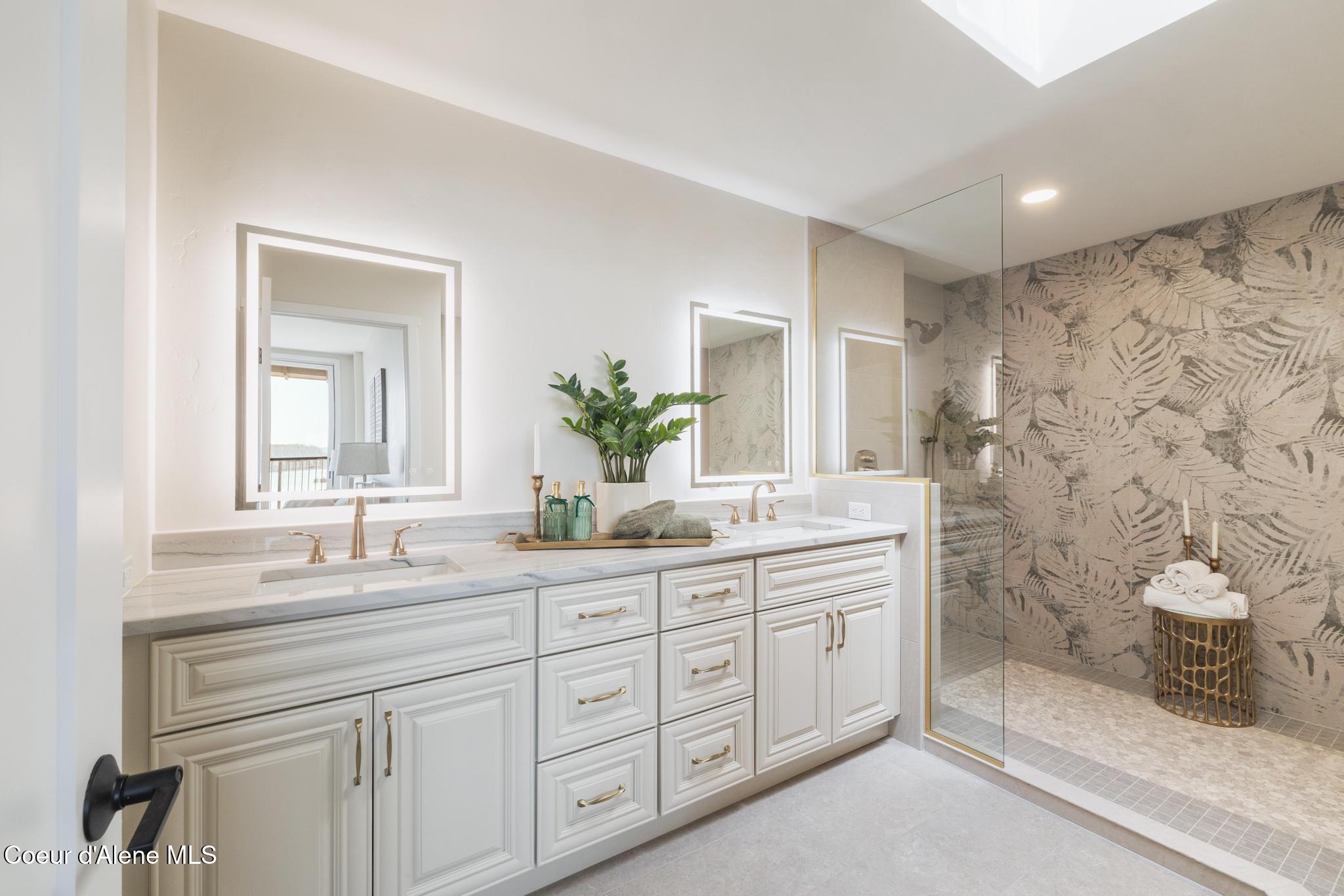 301 N 1ST ST, #930, Coeur d'Alene Unit: #930