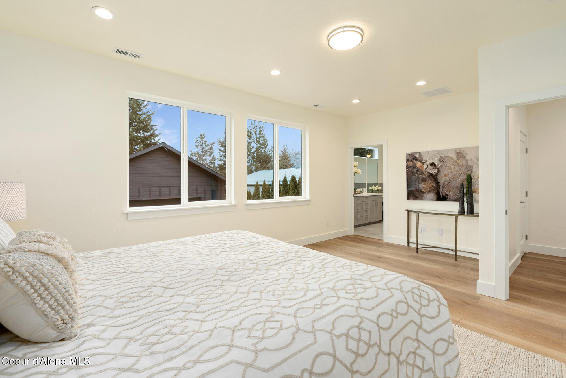 3228 N Honeysuckle Drive, Coeur d'Alene