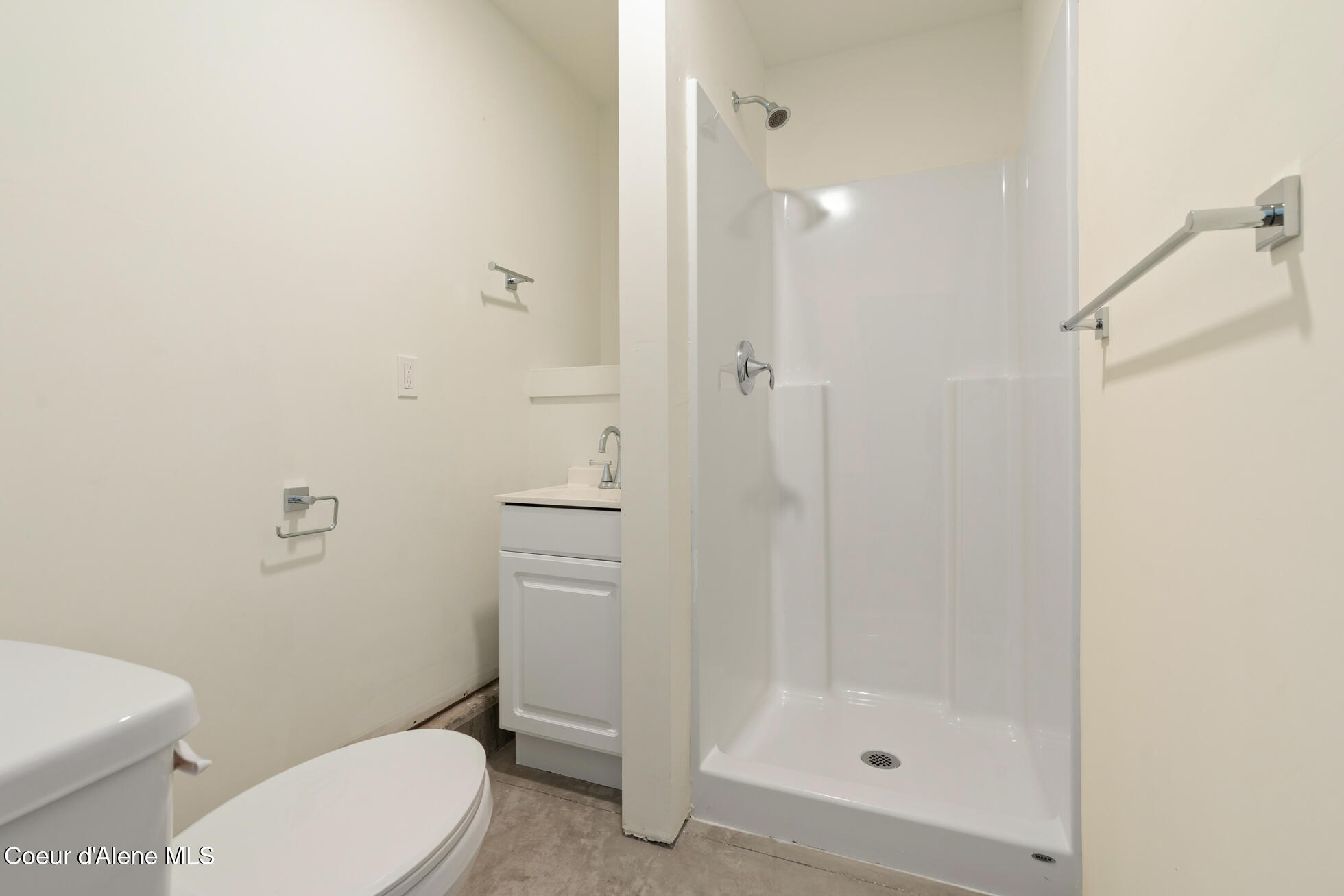3228 N Honeysuckle Drive, Coeur d'Alene