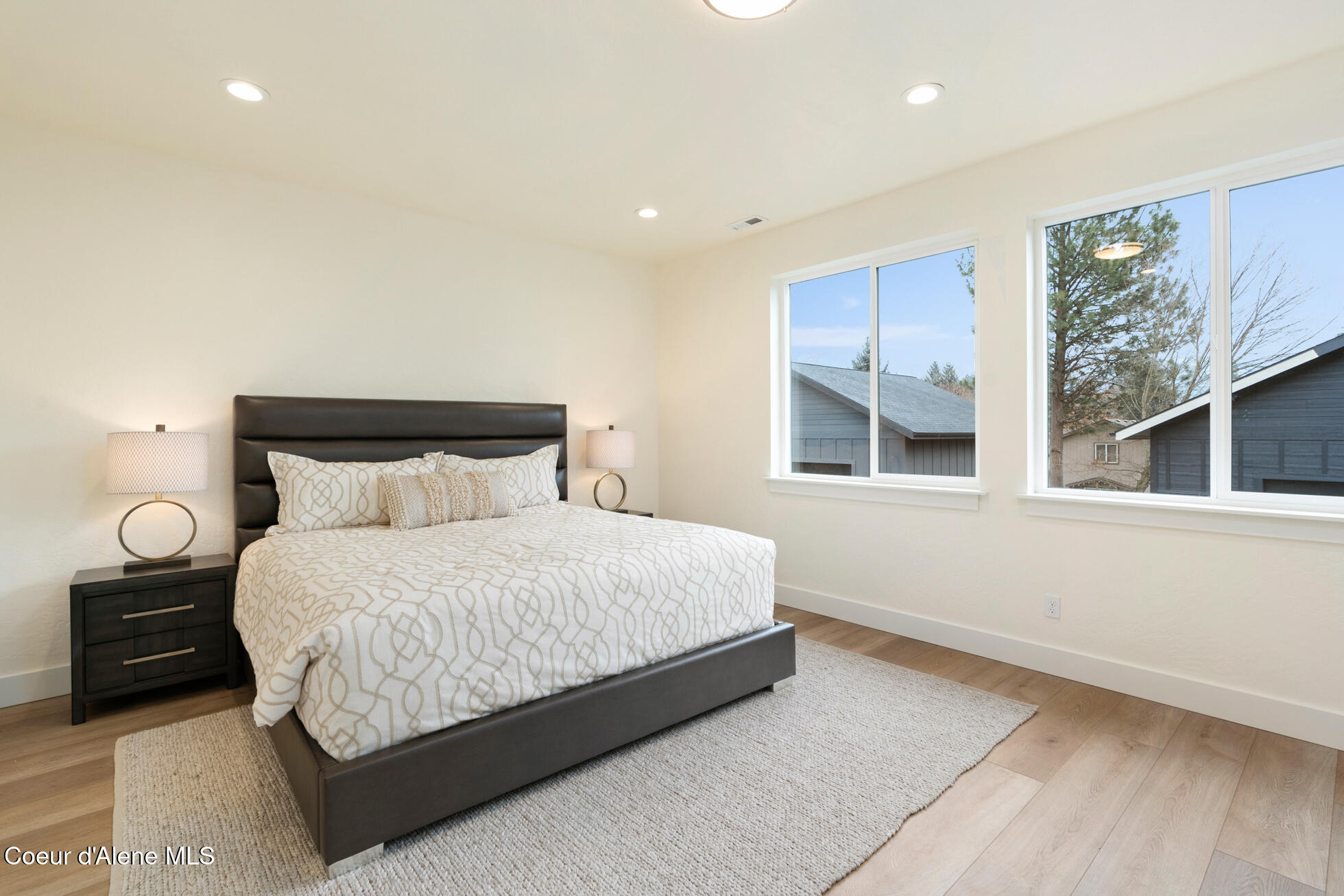 3228 N Honeysuckle Drive, Coeur d'Alene