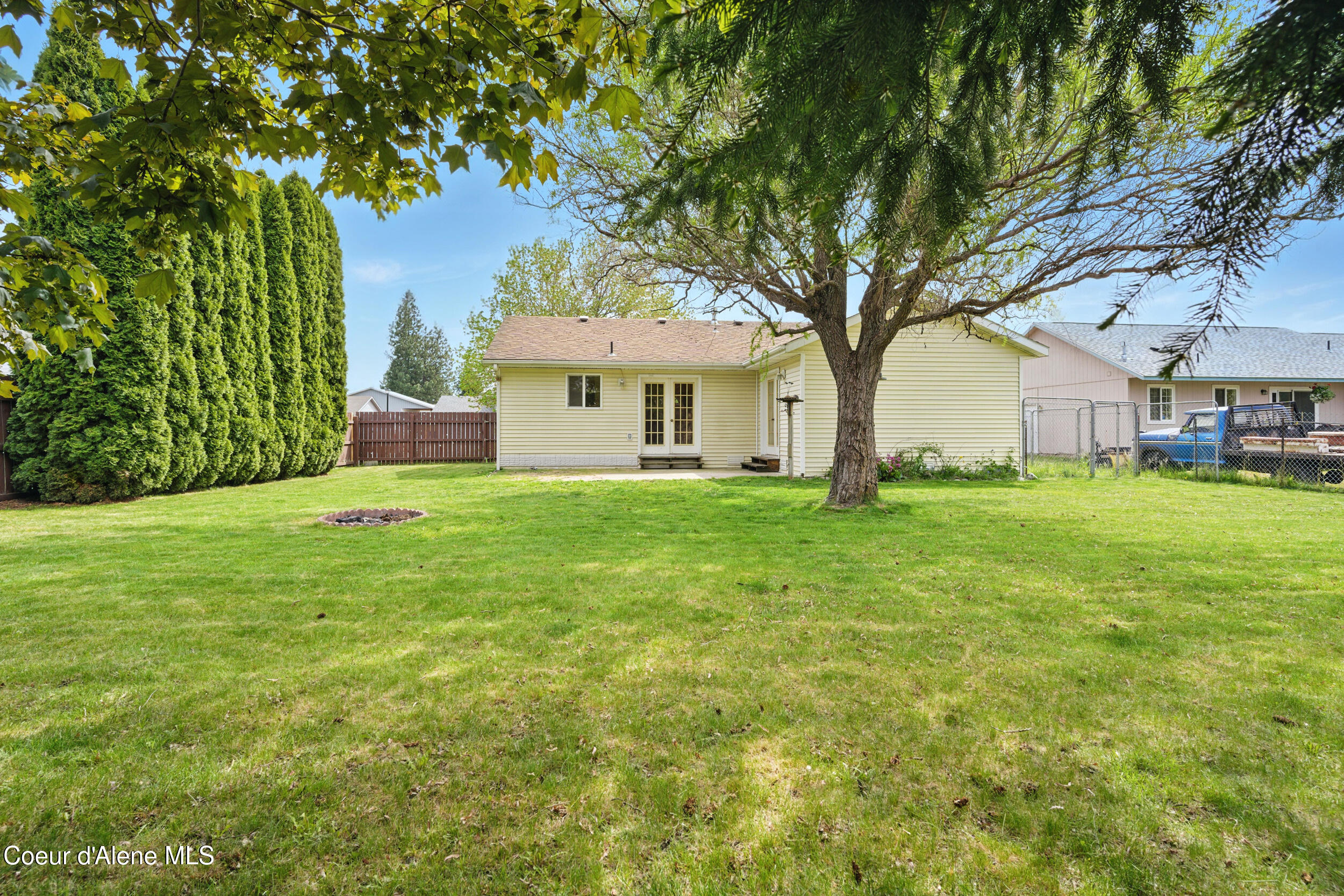 1053 W Heron Avenue