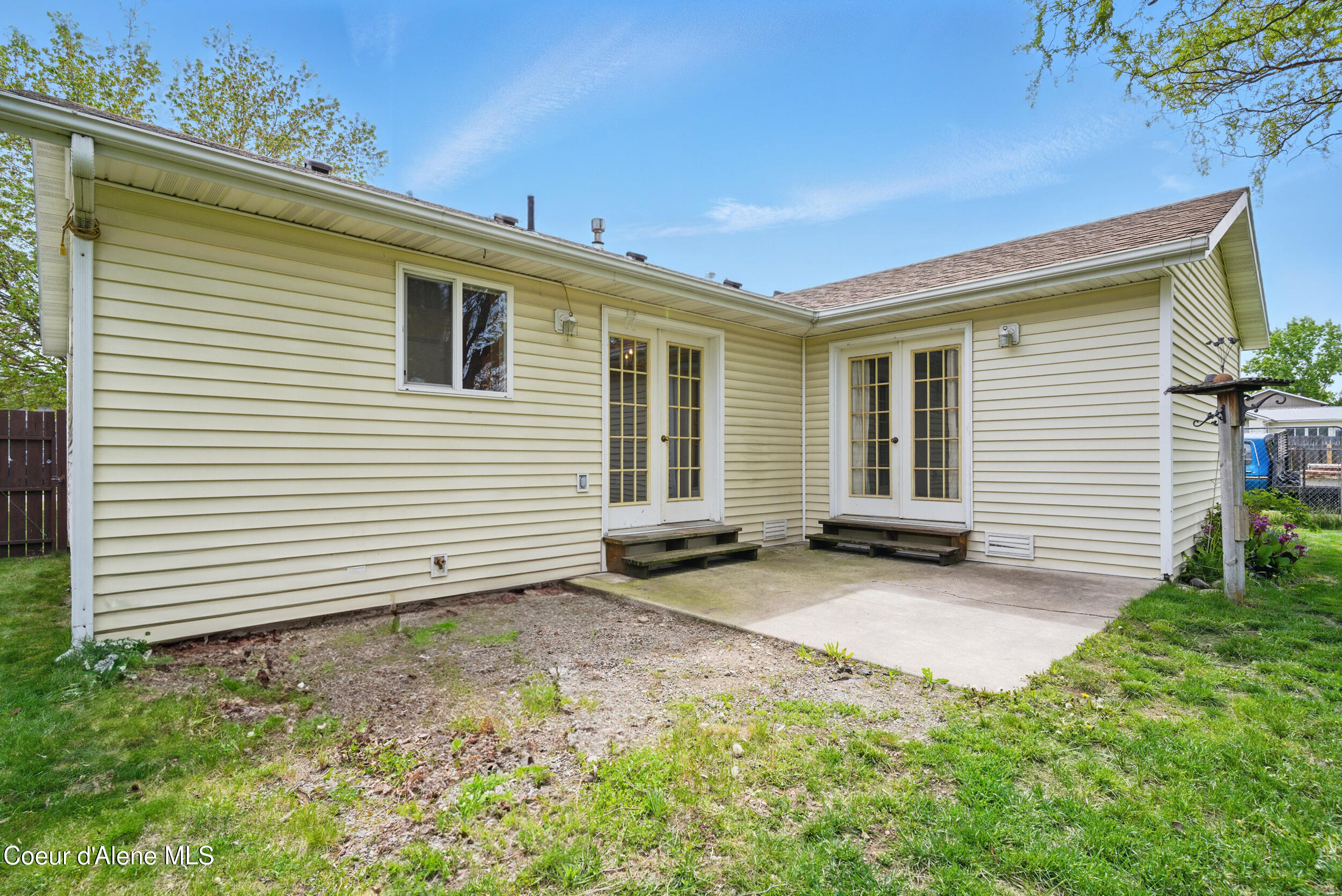 1053 W Heron Avenue
