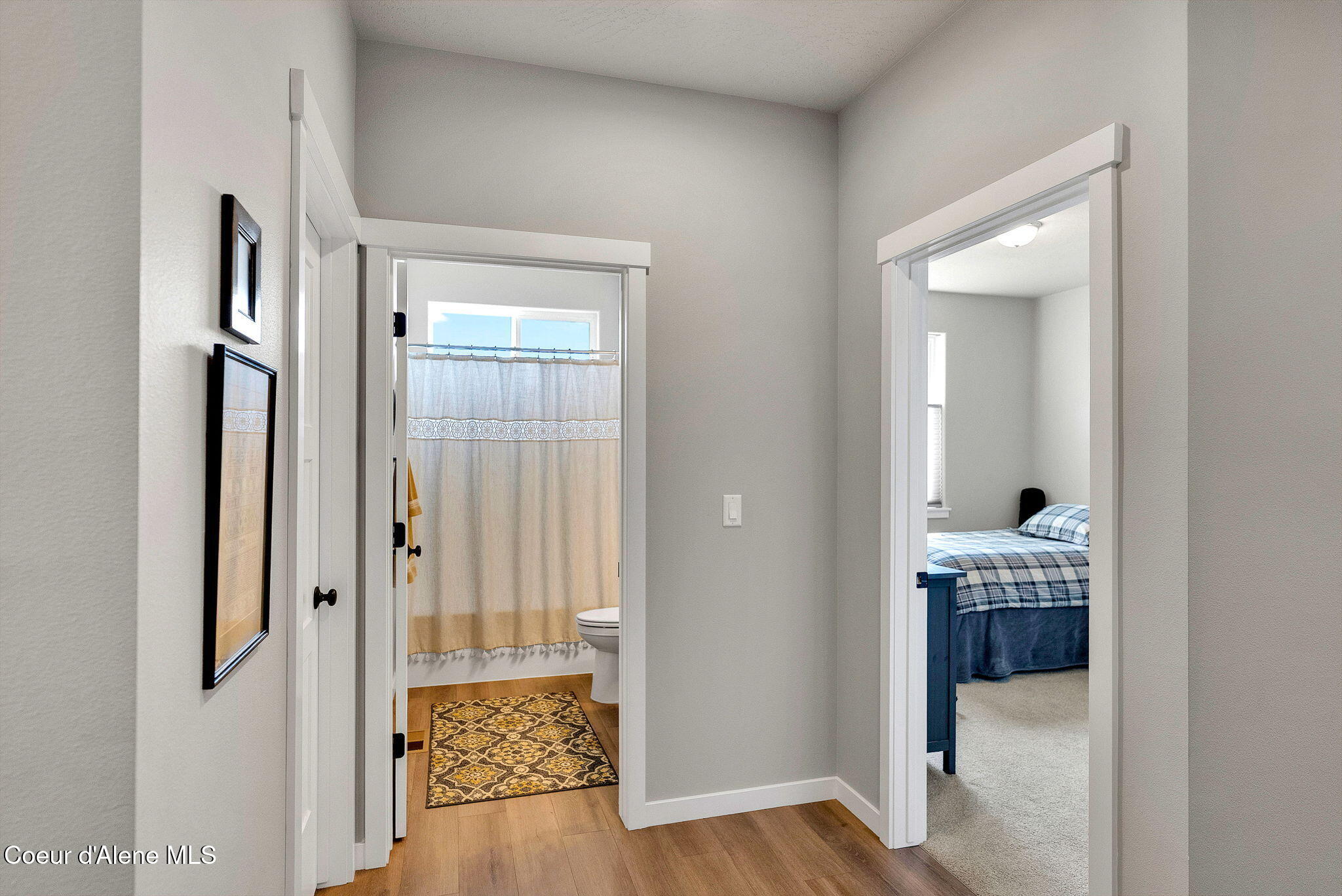 2114 W OKANOGAN AVE