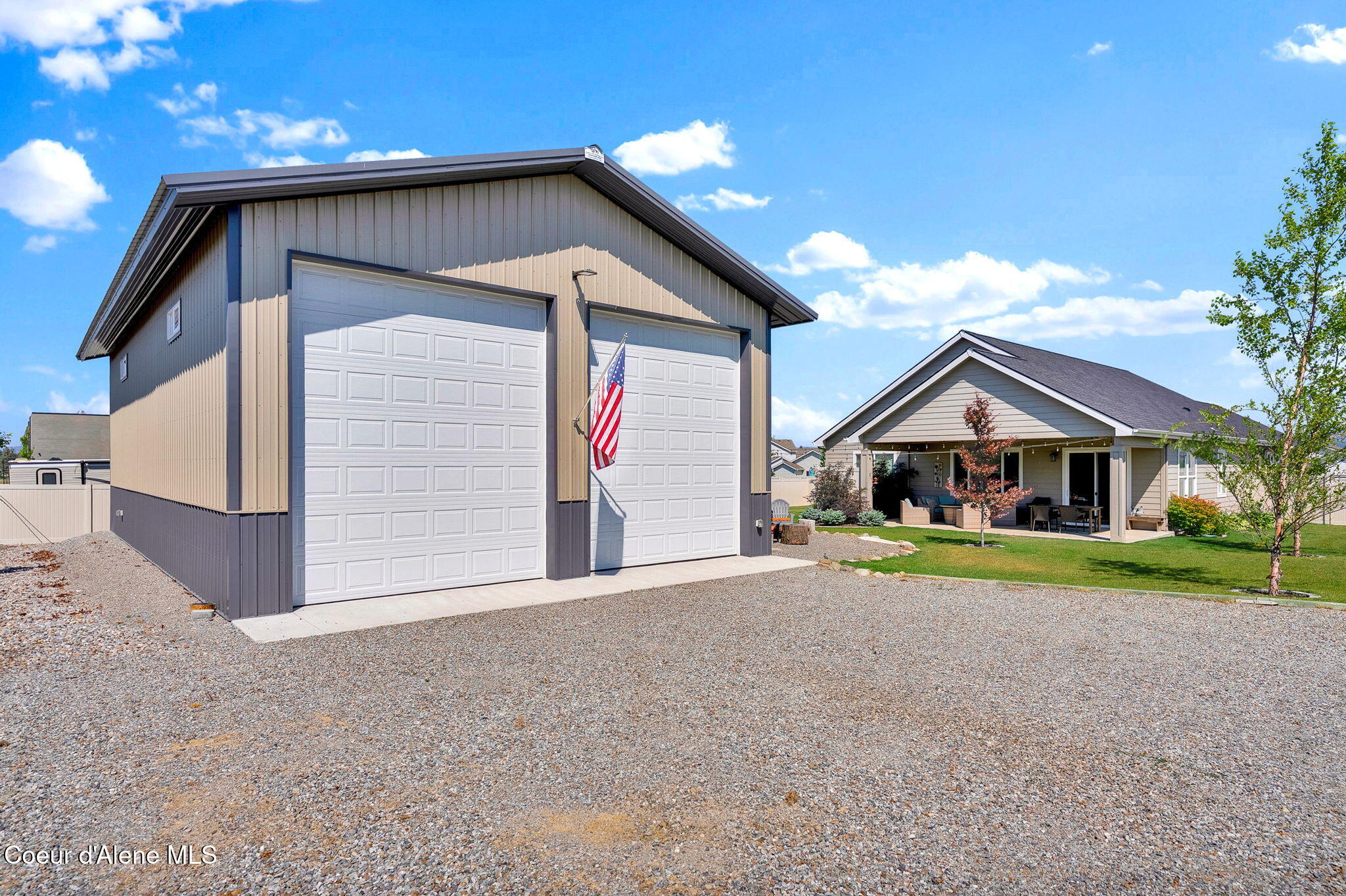 2114 W OKANOGAN AVE