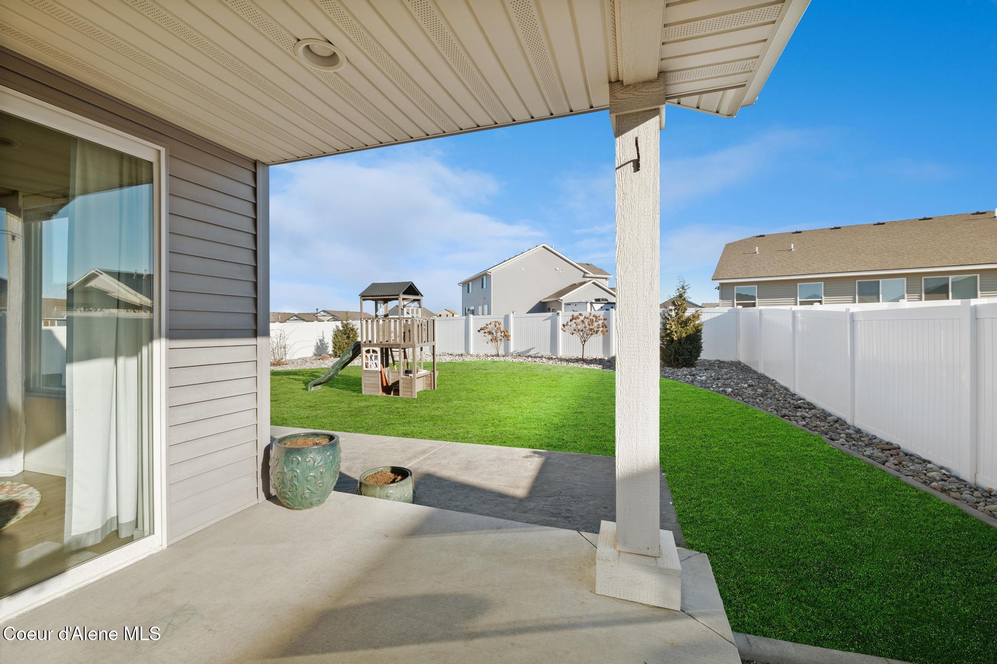 4167 W Belgrave Way