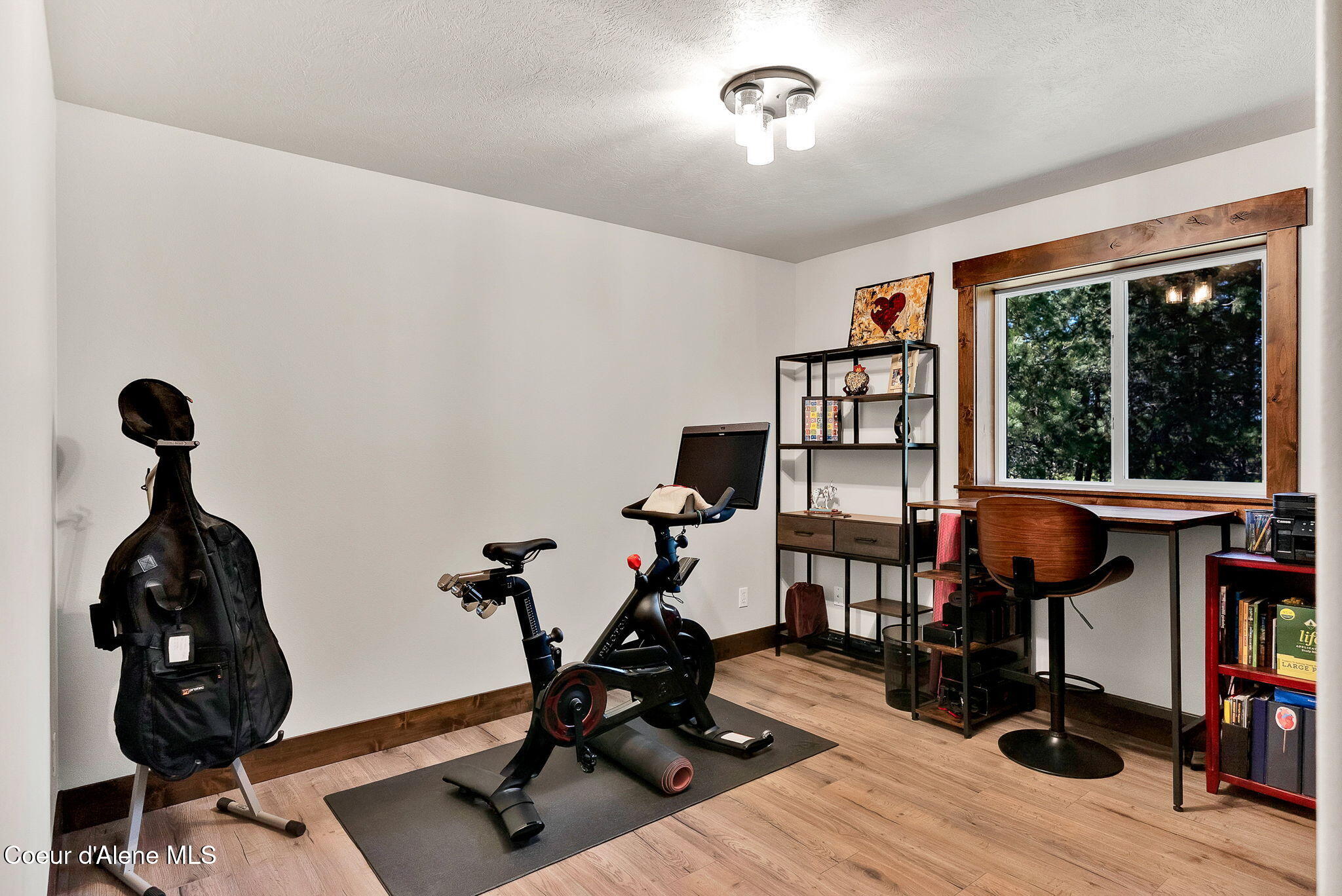 300 E SEASONS RD