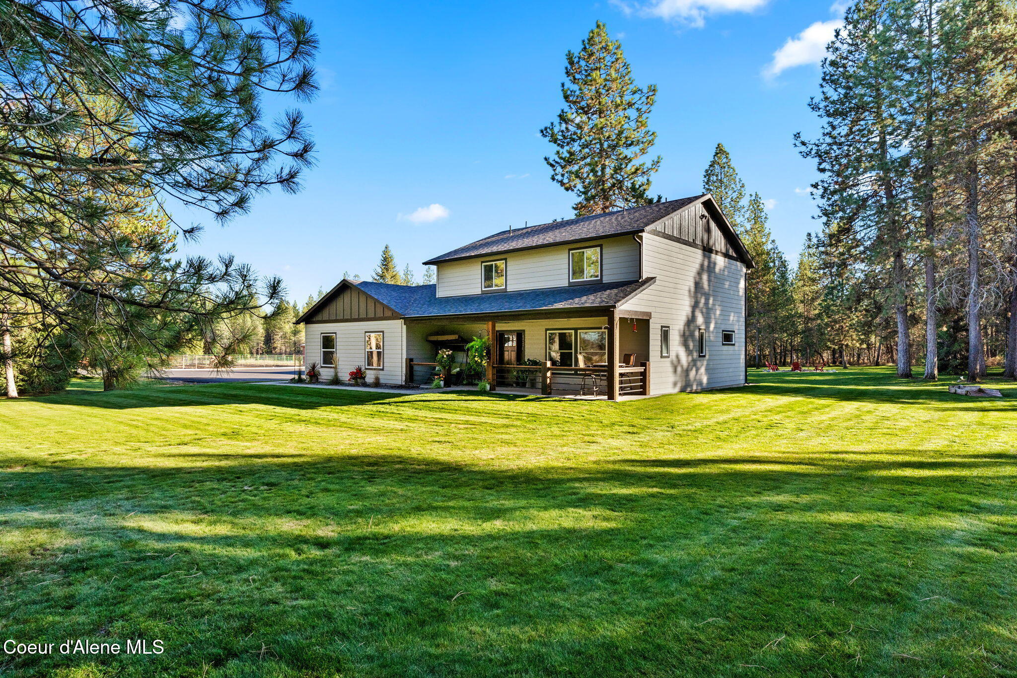 300 E SEASONS RD