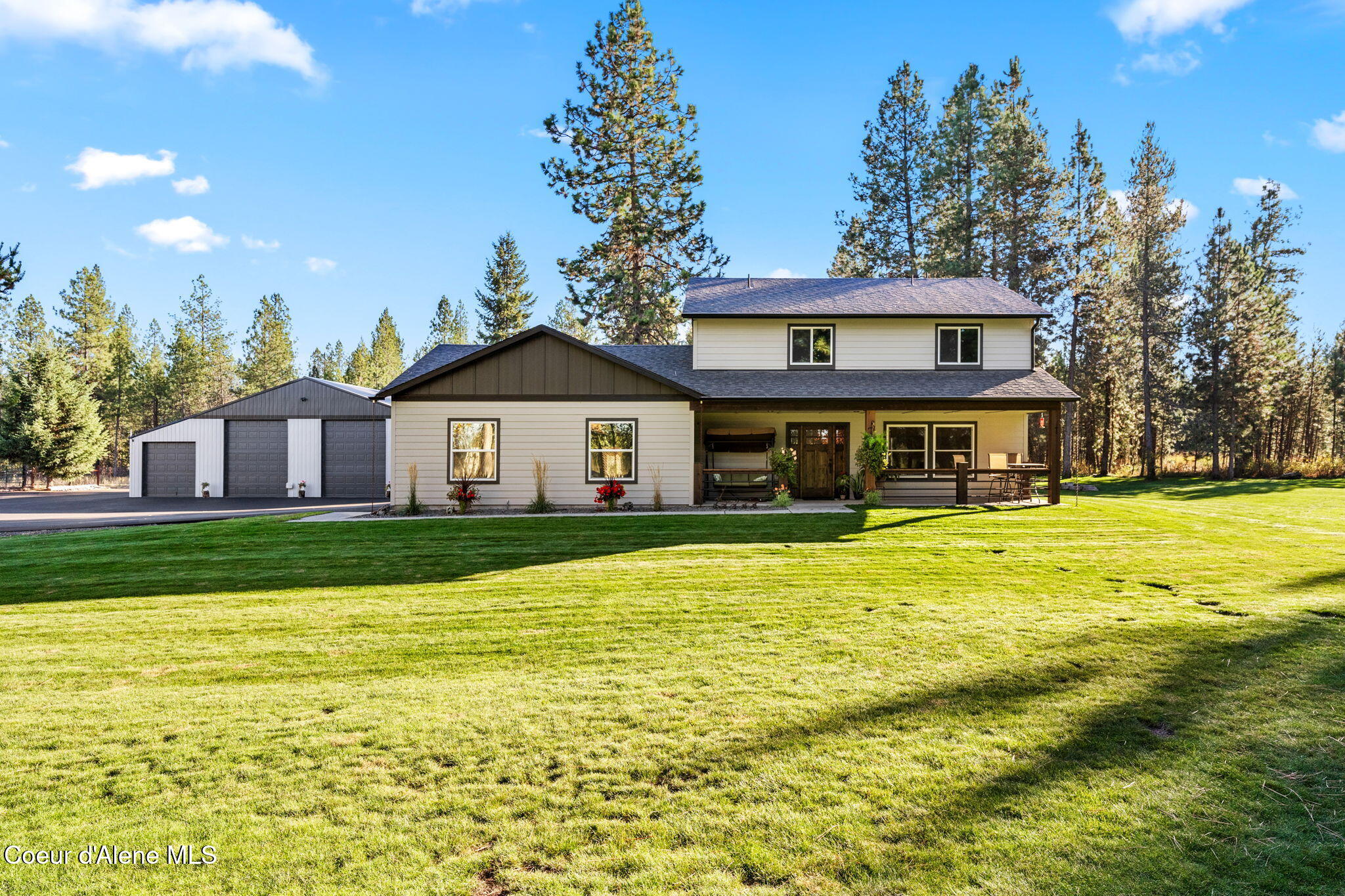 300 E SEASONS RD