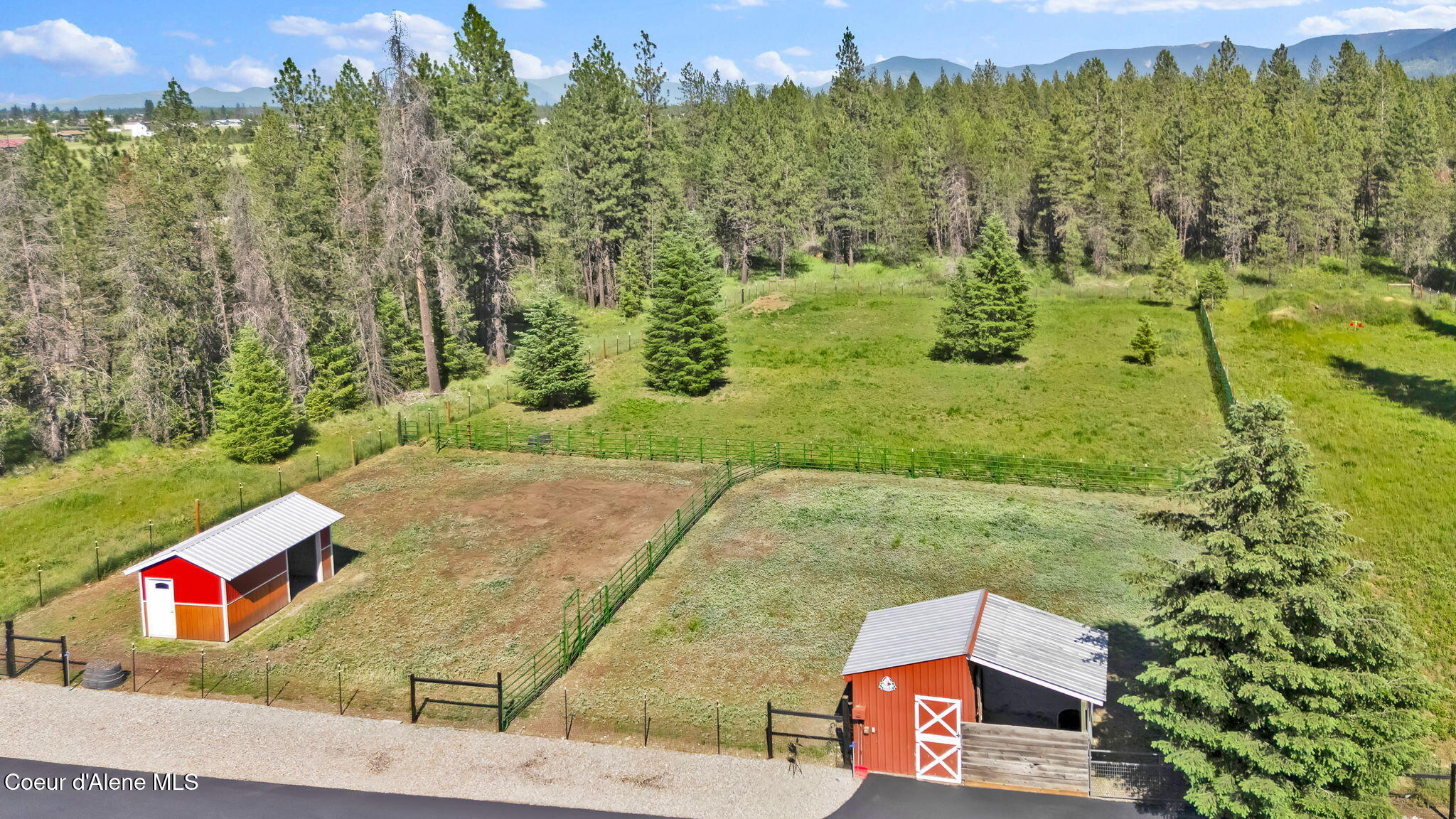 300 E SEASONS RD