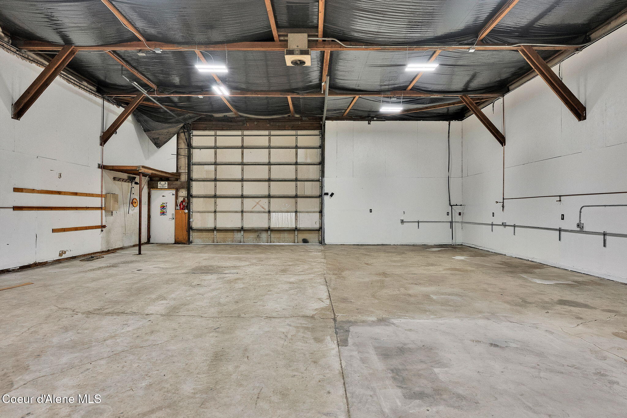 2315 N HIGHWAY 41