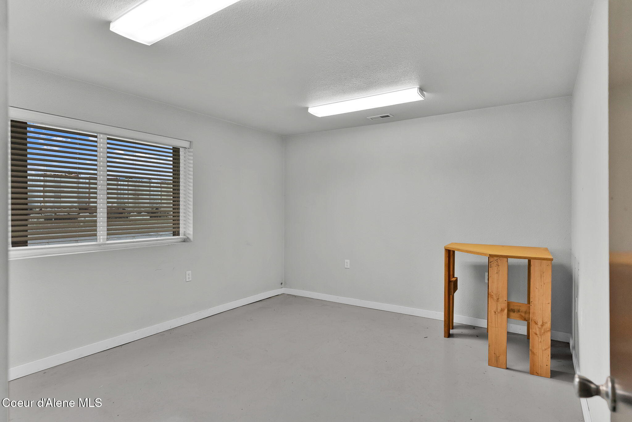 2315 N HIGHWAY 41